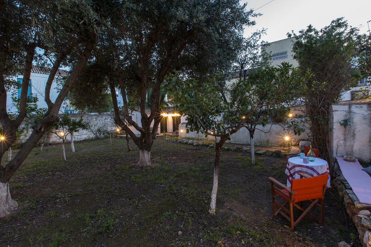 Two Olive Trees Pensionat Spétses Eksteriør billede